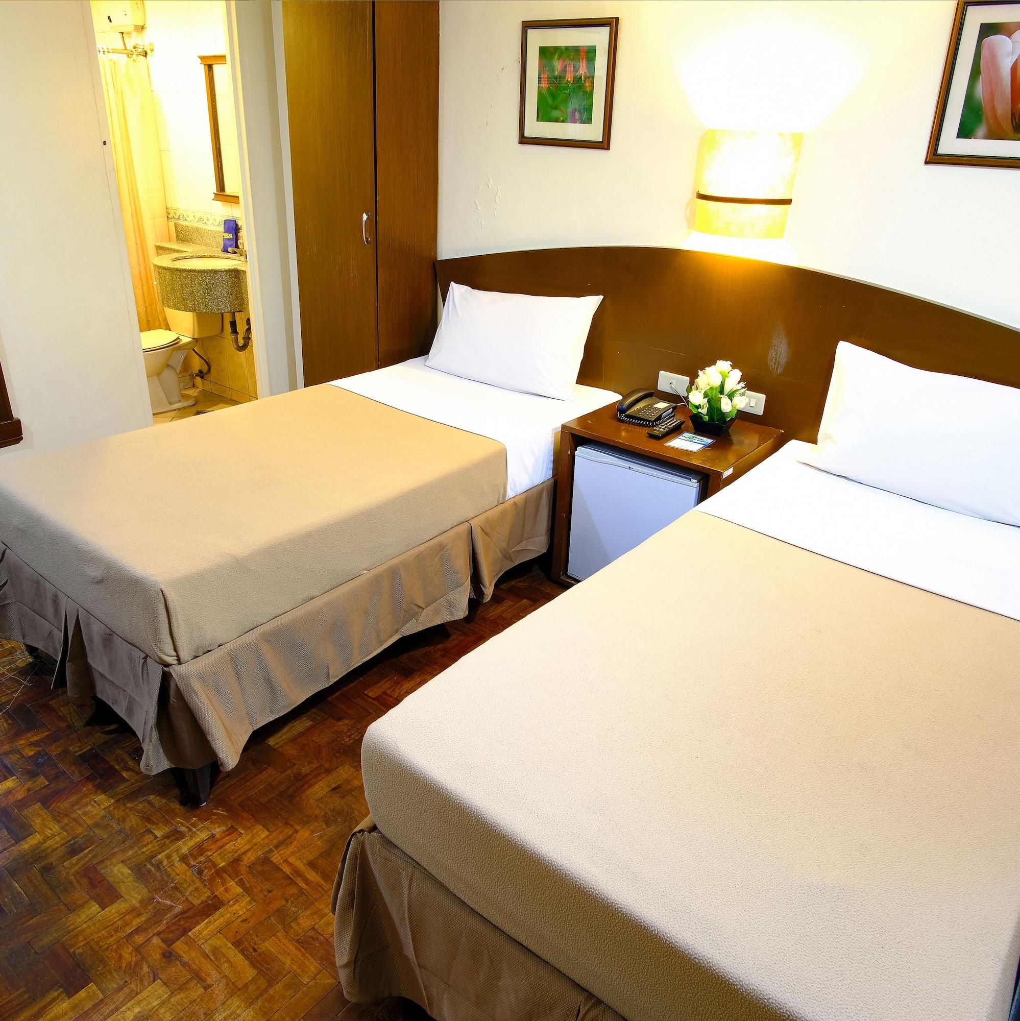 Fersal Hotel - Манила Экстерьер фото