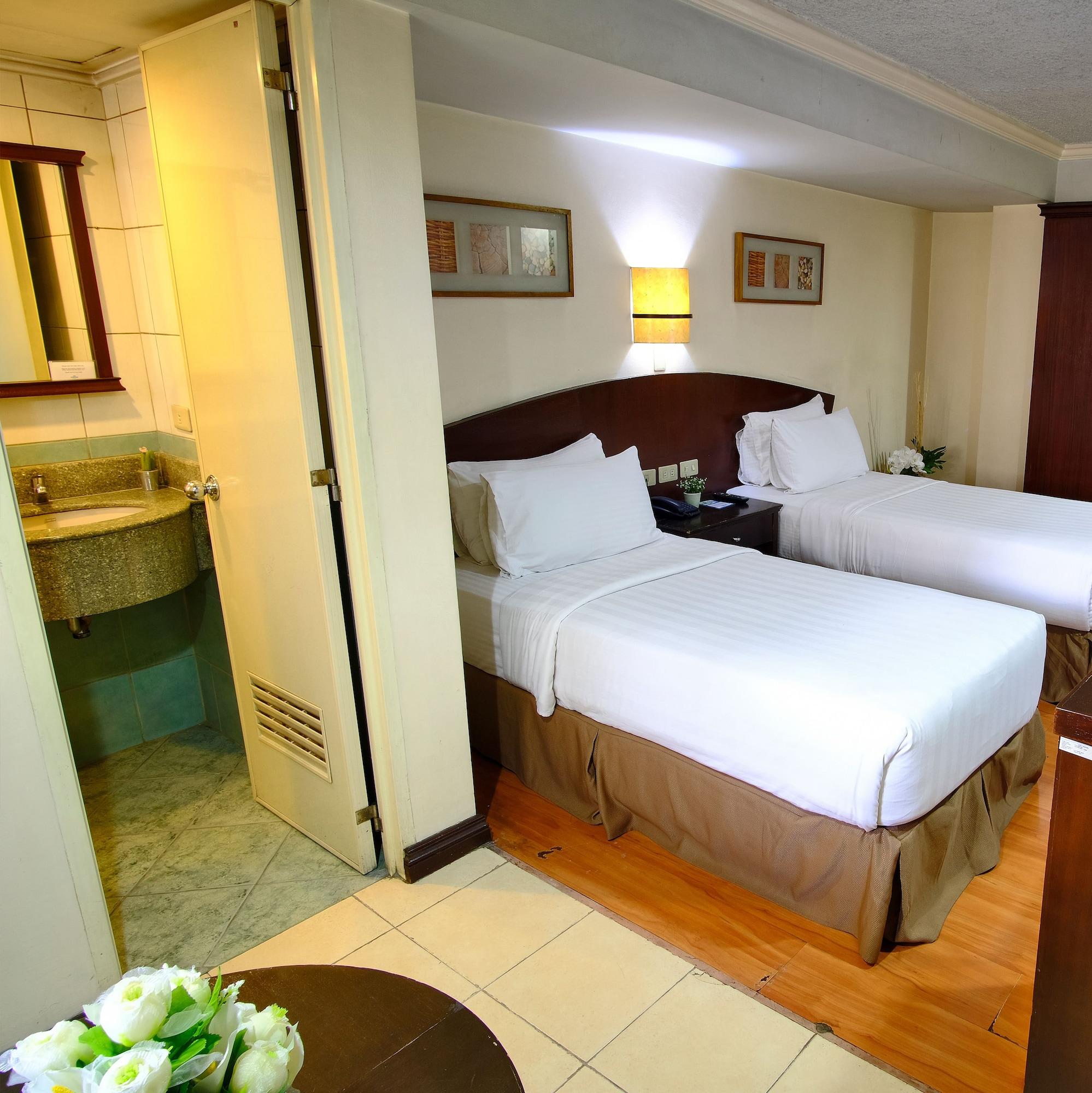 Fersal Hotel - Манила Экстерьер фото